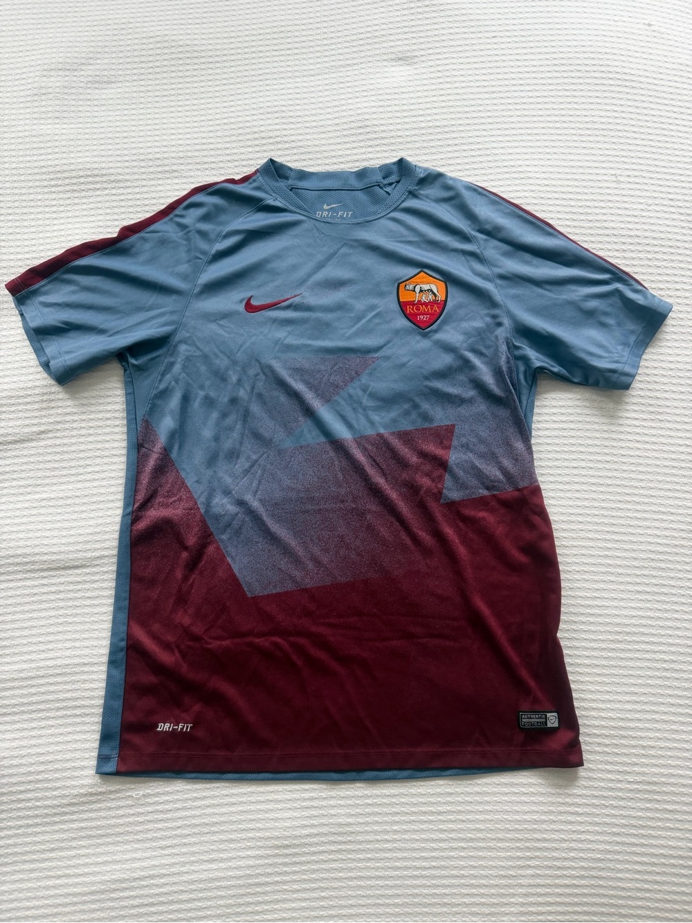Authentic Vintage AS Roma 2016/17 Nike Training Pre-Match Jersey Large